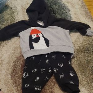Penguin outfirt